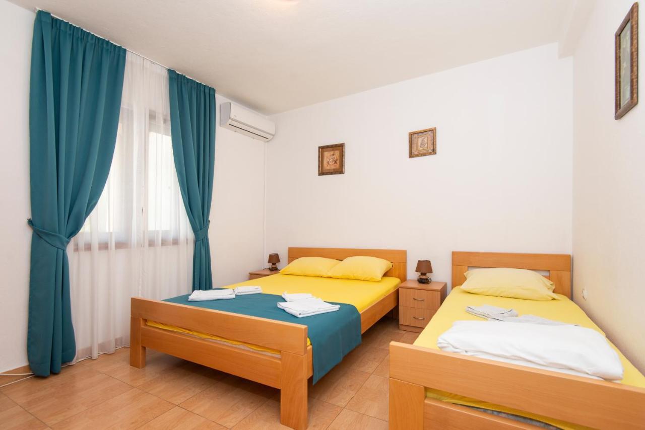 Apartments Kiki Kotor Exterior photo